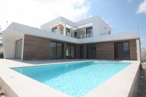 4 bed villa in Calp