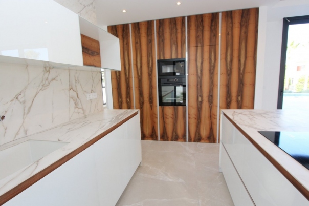 4 bed villa in Calp