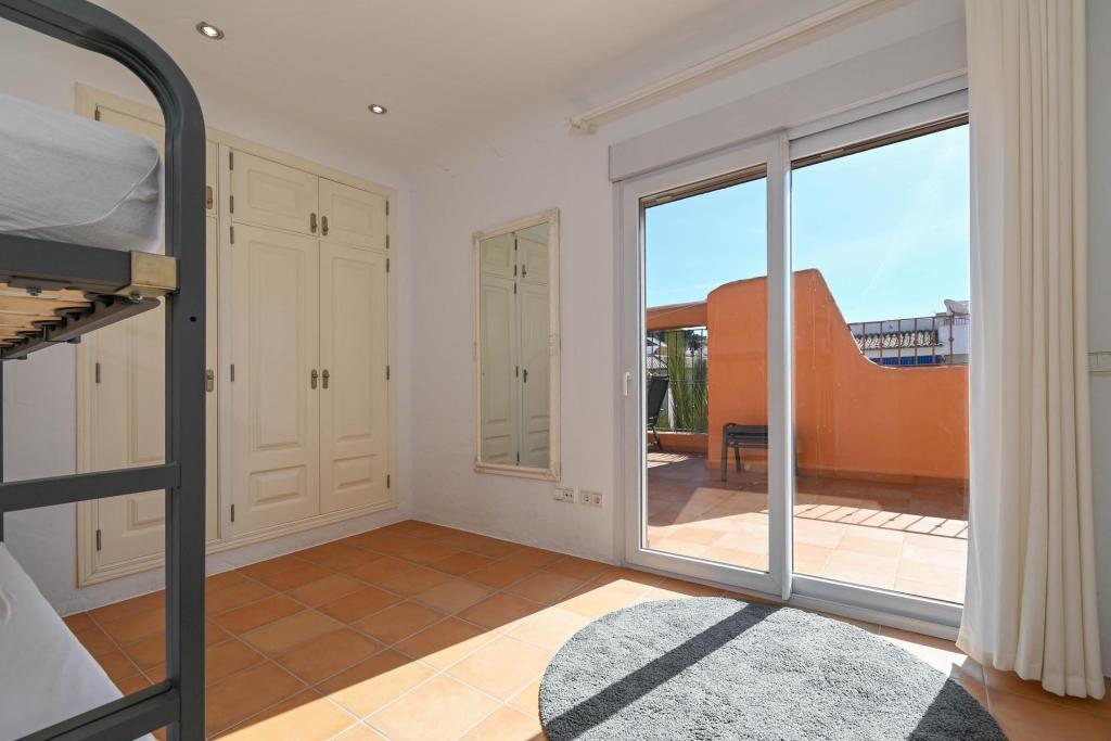 3 bed apartments - flats in Moraira