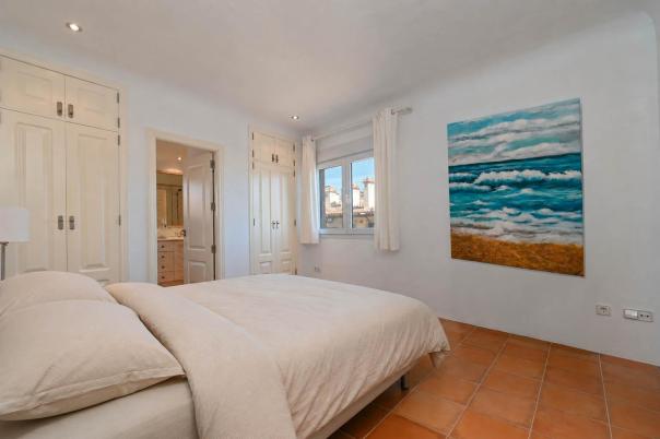 3 bed apartments - flats in Moraira
