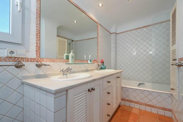 3 bed apartments - flats in Moraira