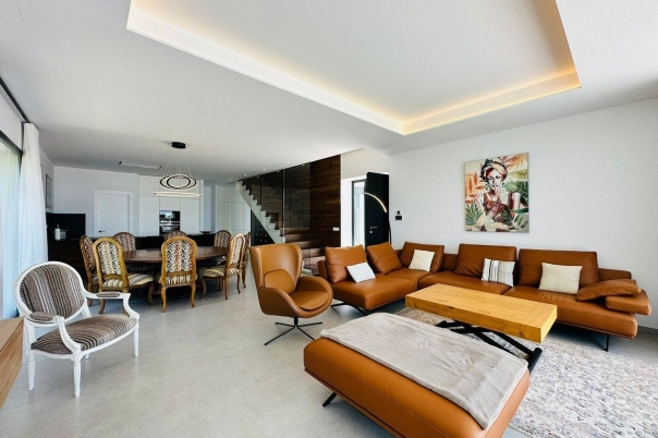 5 bed villa de lujo in Calpe / Calp