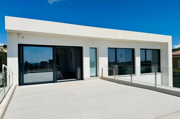 5 bed villa de lujo in Calpe / Calp