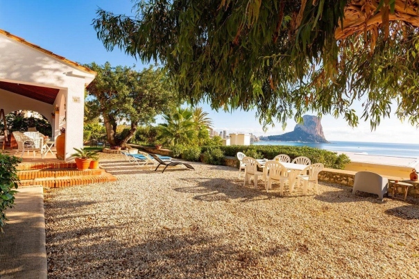 5 bed casa / chalet in Calpe / Calp