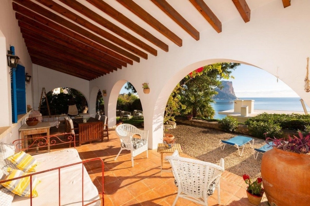 5 bed casa / chalet in Calpe / Calp
