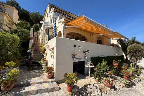 2 bed apartment in Teulada