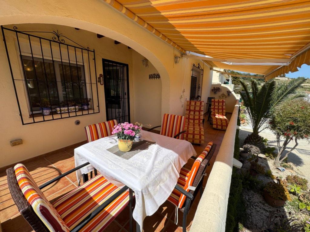 2 bed apartment in Teulada