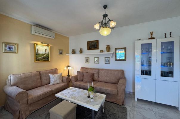 2 bed apartment in Teulada