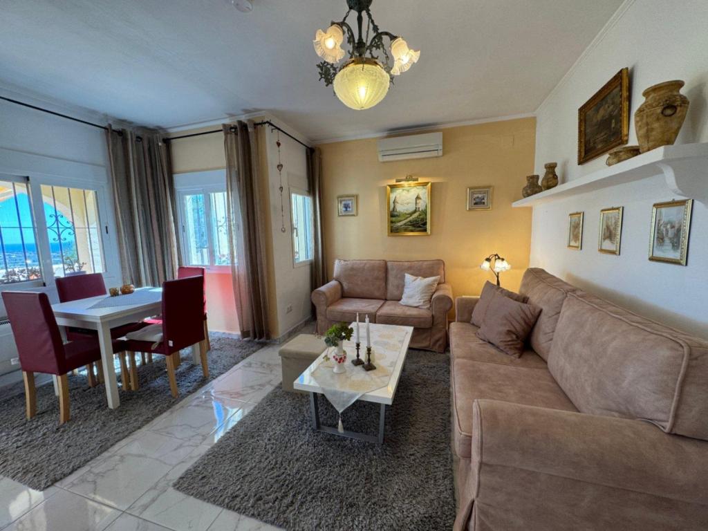 2 bed apartment in Teulada