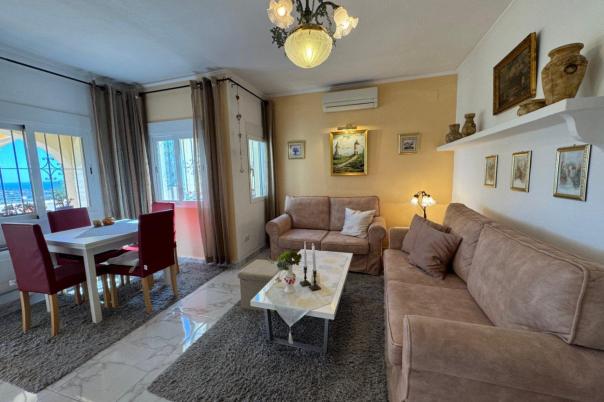 2 bed apartment in Teulada