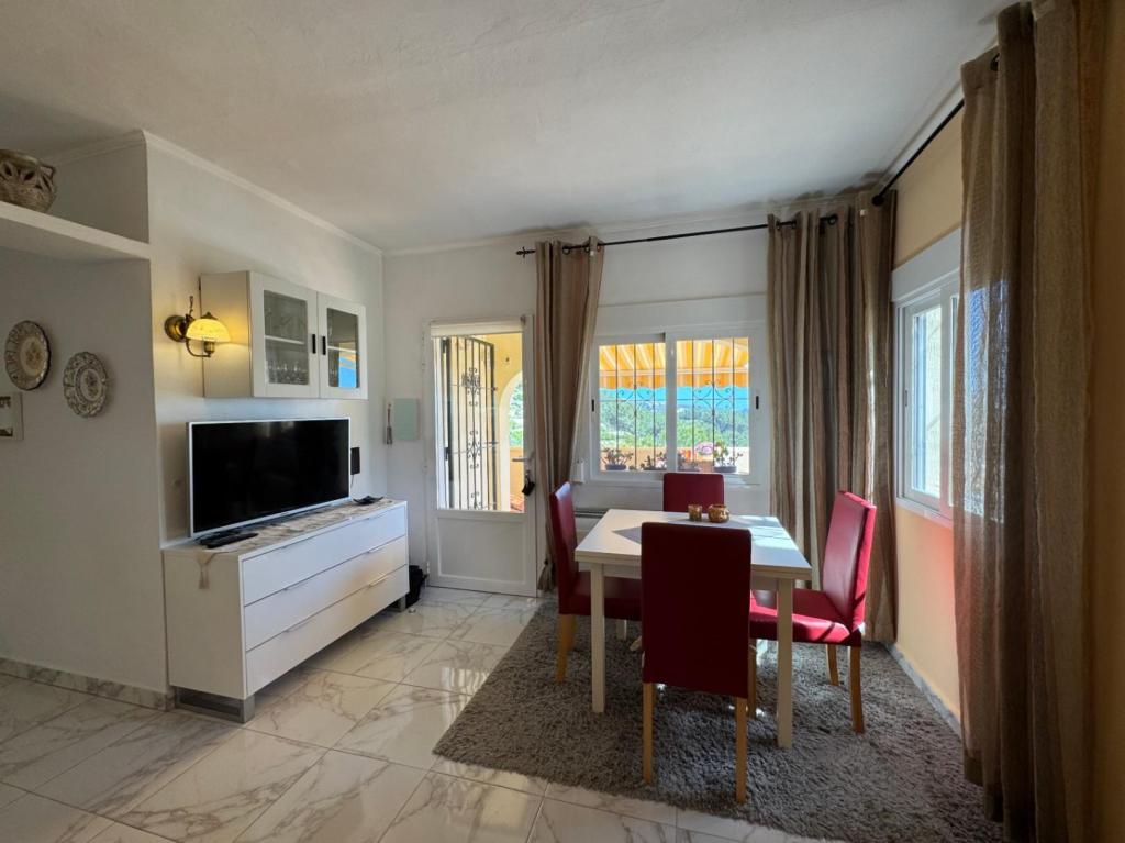 2 bed apartment in Teulada