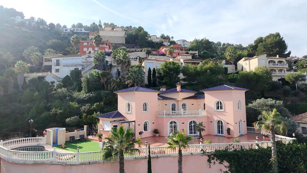 5 bed villa in Xàbia