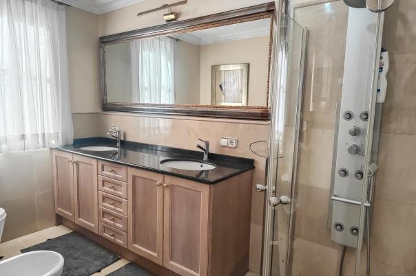 5 bed villa in Xàbia