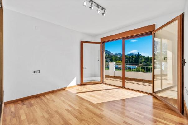 3 bed apartment in Altea