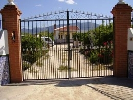 Iron Worx - Security Windows, Grills & Gates