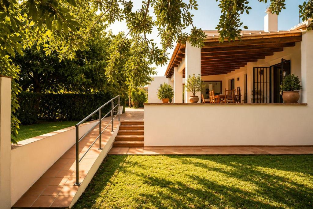 5 bed villa in Ondara