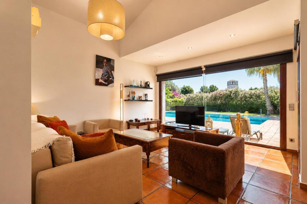 5 bed villa in Ondara