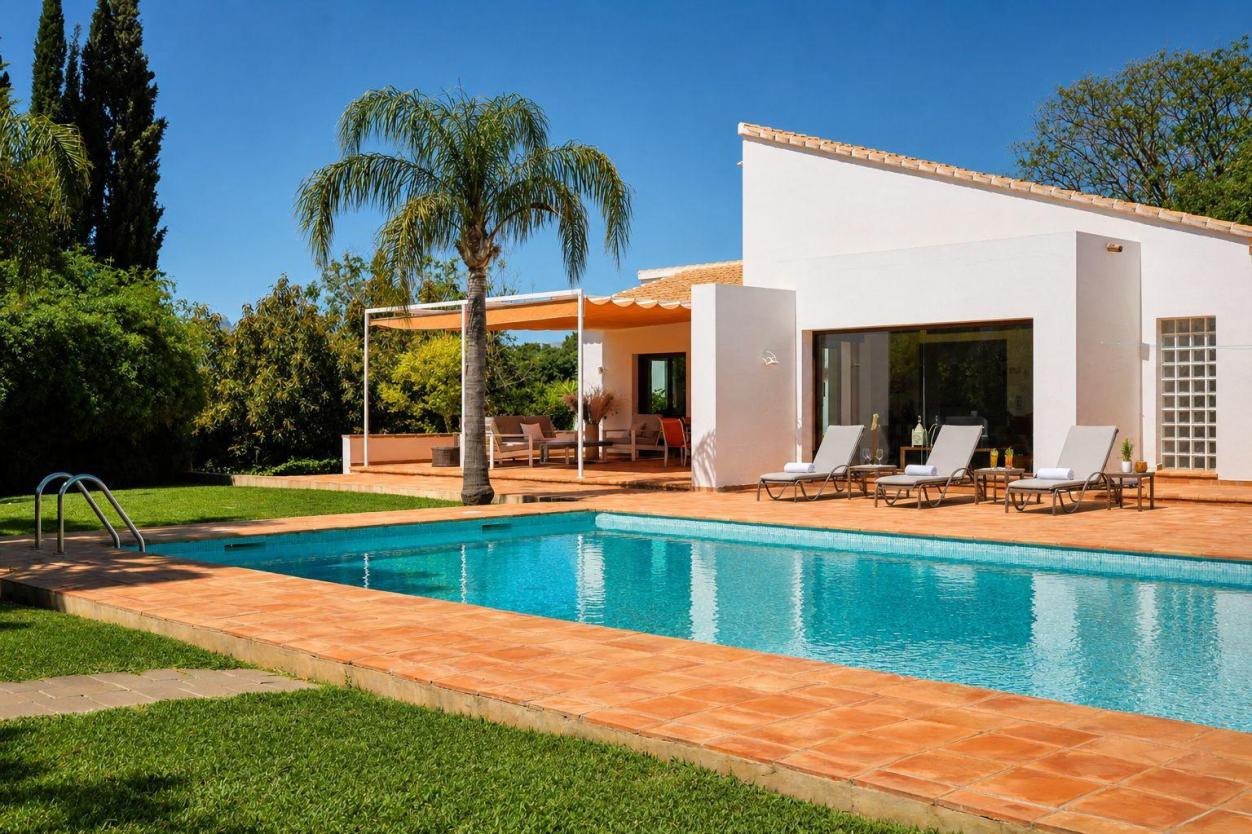 5 bed villa in Ondara