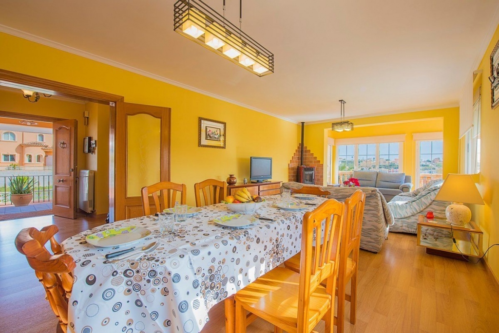 4 bed casa / chalet in Calpe / Calp