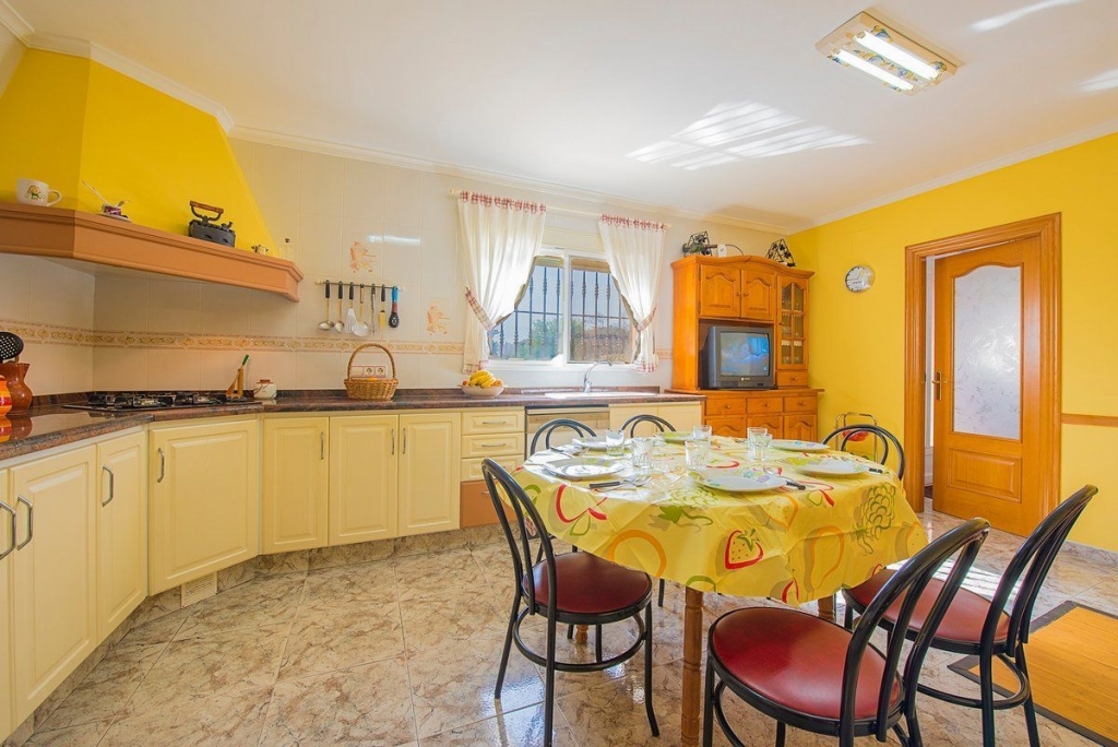 4 bed casa / chalet in Calpe / Calp