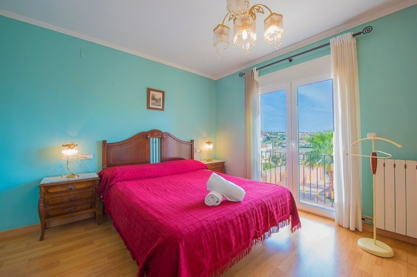 4 bed casa / chalet in Calpe / Calp