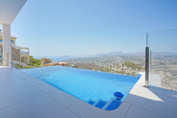 2 bed villa in Benitachell