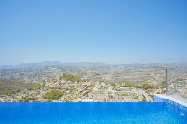 2 bed villa in Benitachell