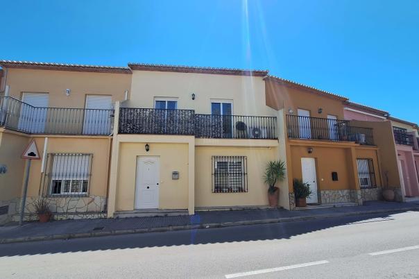 3 bed townhouse in Orba