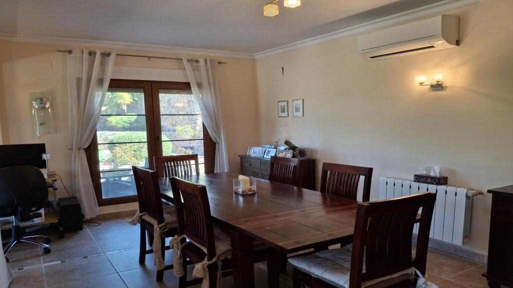 5 bed finca in Benissa