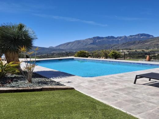 5 bed finca in Benissa