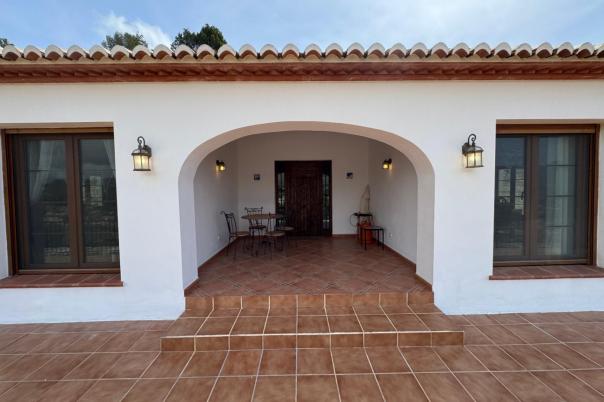 5 bed finca in Benissa