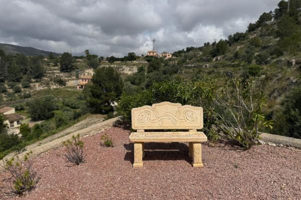 5 bed finca in Benissa