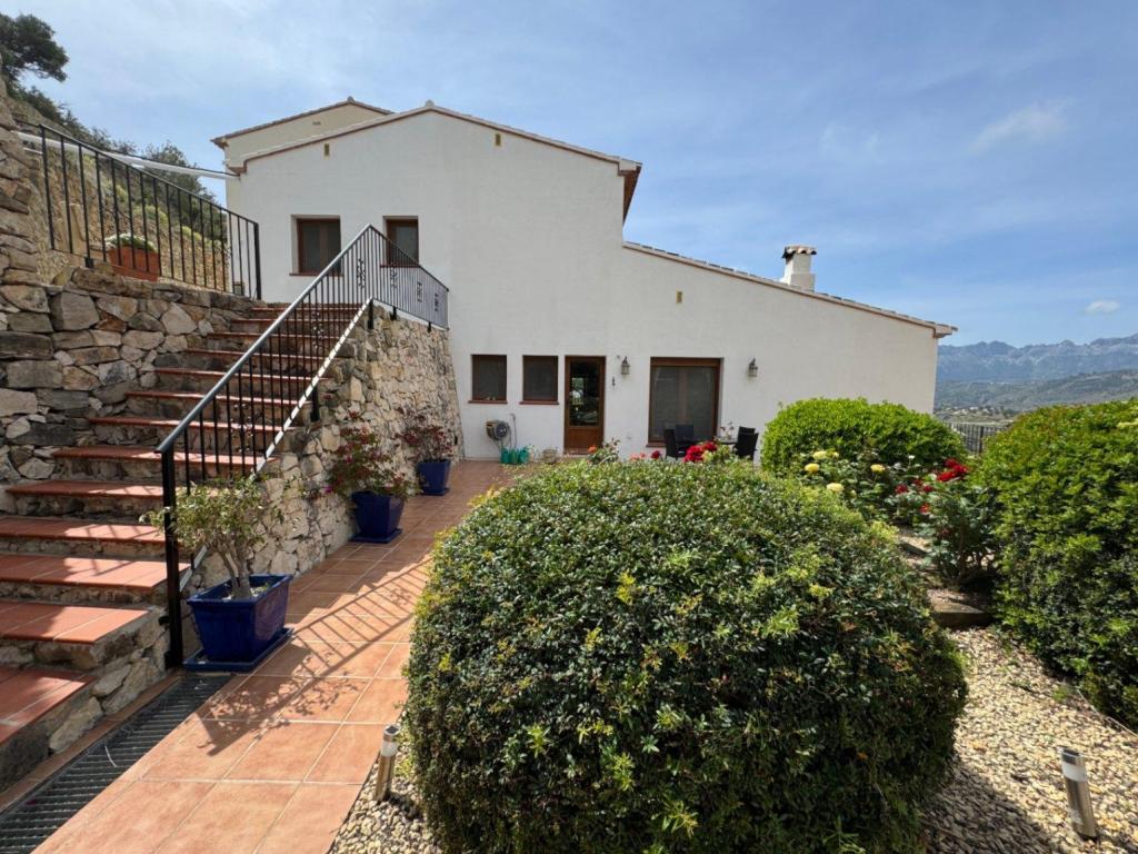 5 bed finca in Benissa