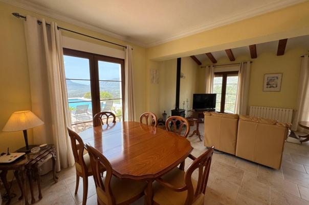 5 bed finca in Benissa