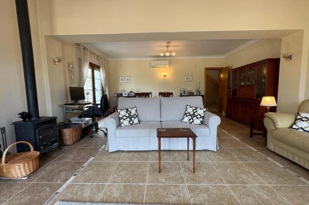 5 bed finca in Benissa