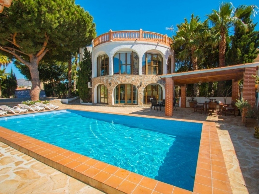 5 bed casa / chalet in Calpe / Calp