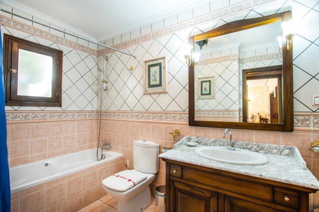 5 bed casa / chalet in Calpe / Calp