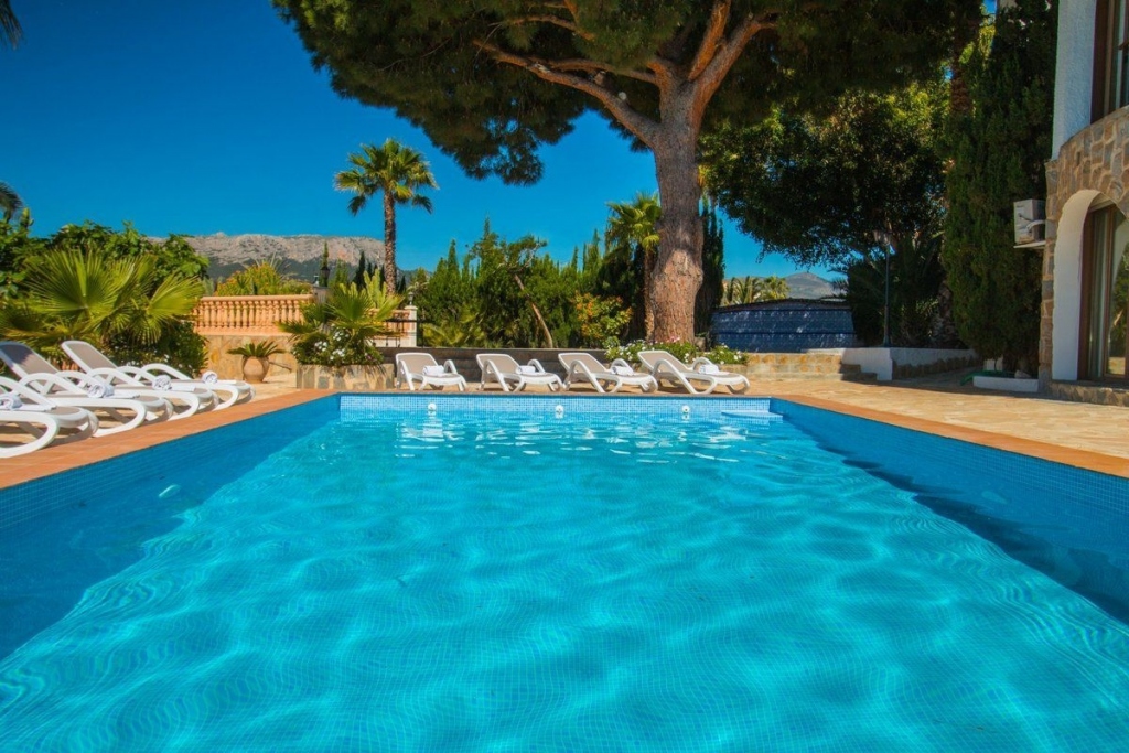 5 bed casa / chalet in Calpe / Calp