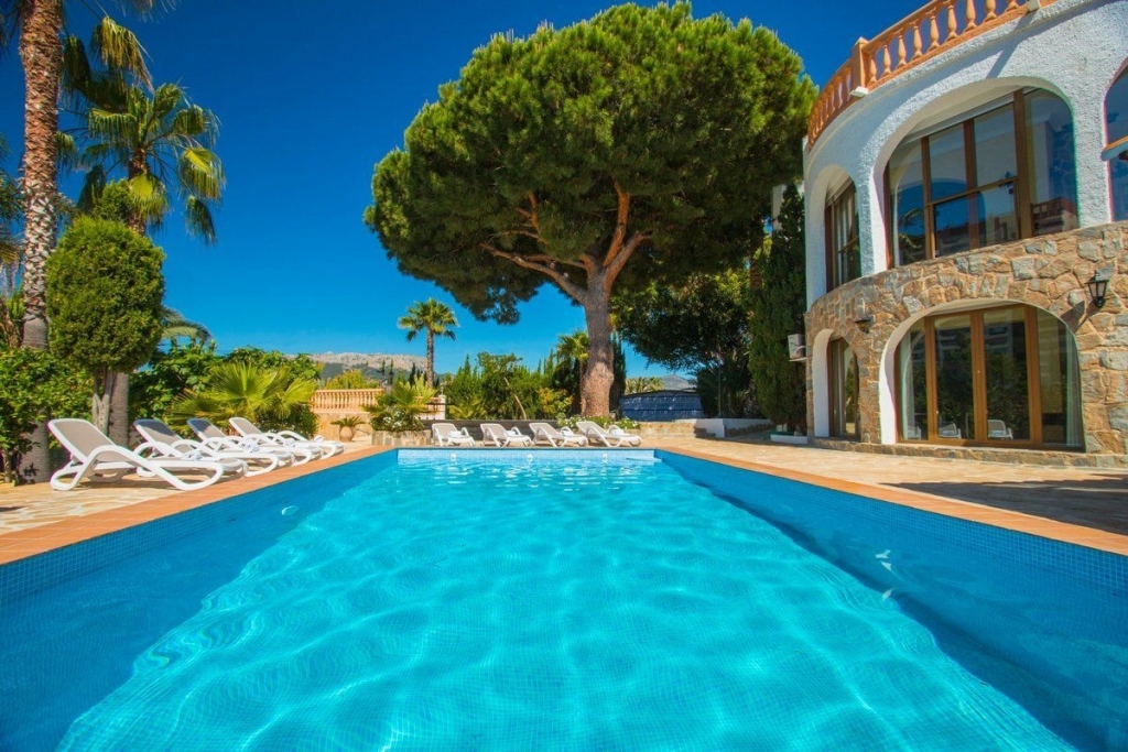 5 bed casa / chalet in Calpe / Calp