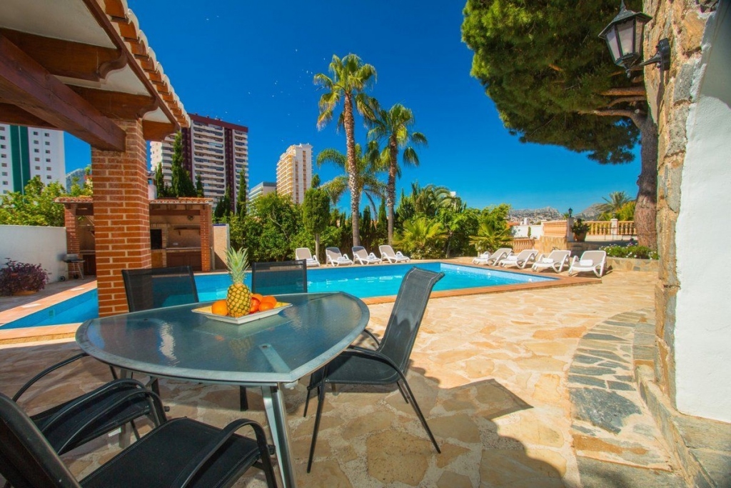 5 bed casa / chalet in Calpe / Calp