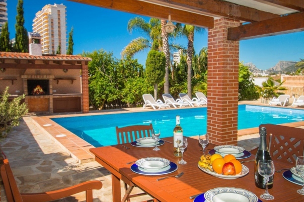 5 bed casa / chalet in Calpe / Calp