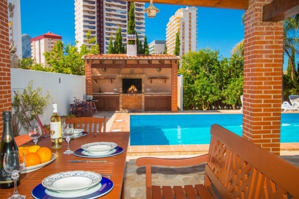 5 bed casa / chalet in Calpe / Calp