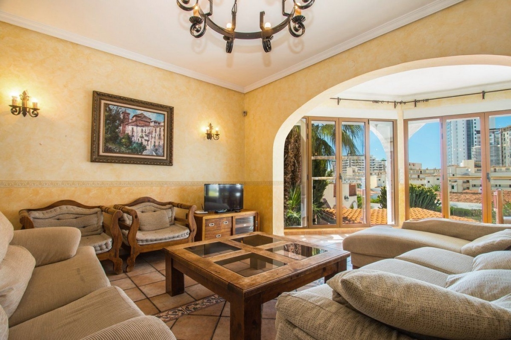 5 bed casa / chalet in Calpe / Calp