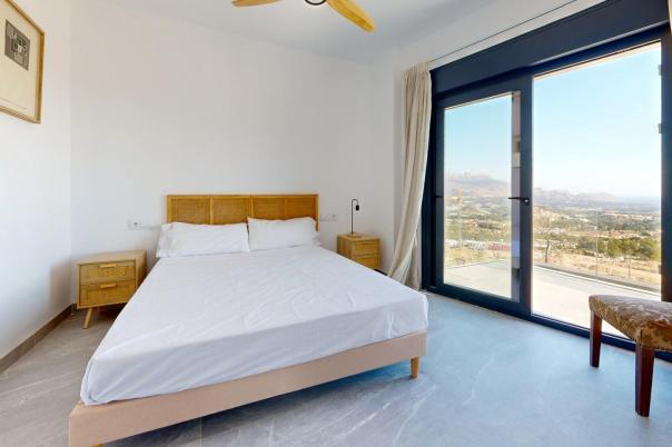 3 bed villa in Polop