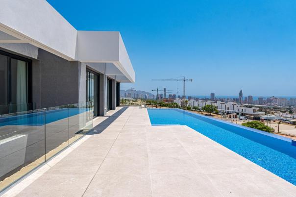 4 bed villa in Finestrat