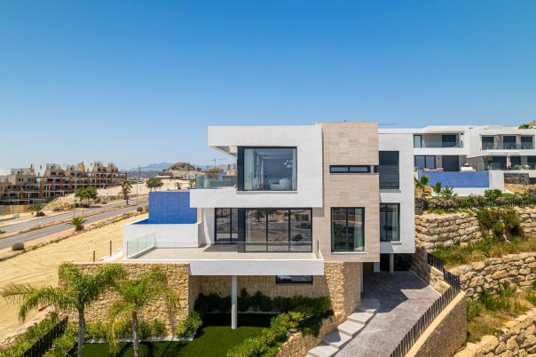 4 bed villa in Finestrat