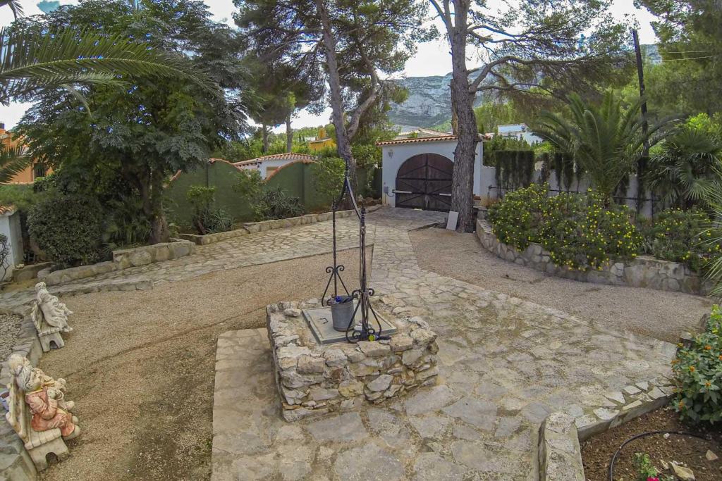 6 bed villa in Denia