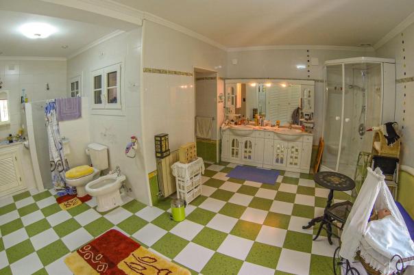 6 bed villa in Denia