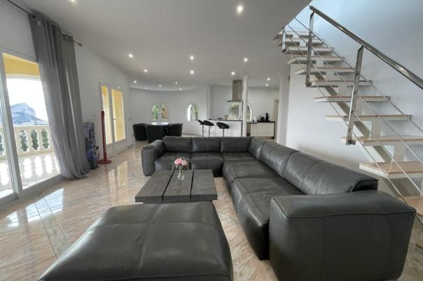 4 bed villas in Calpe