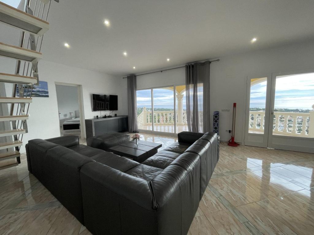 4 bed villas in Calpe